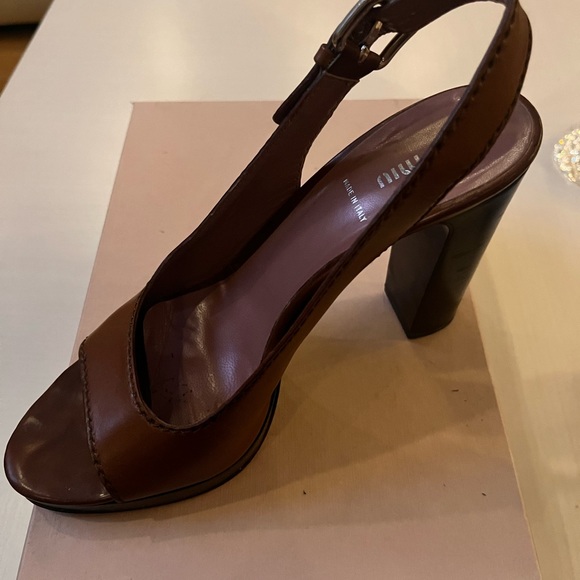Miu Miu Platform Open toe Slingback Brown Leather Sandal - Size 40 - Picture 4 of 5